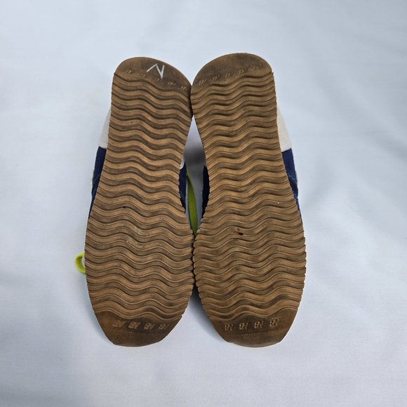 New Balance Women's Blue and Yellow Sneakers - Picture 10 of 10